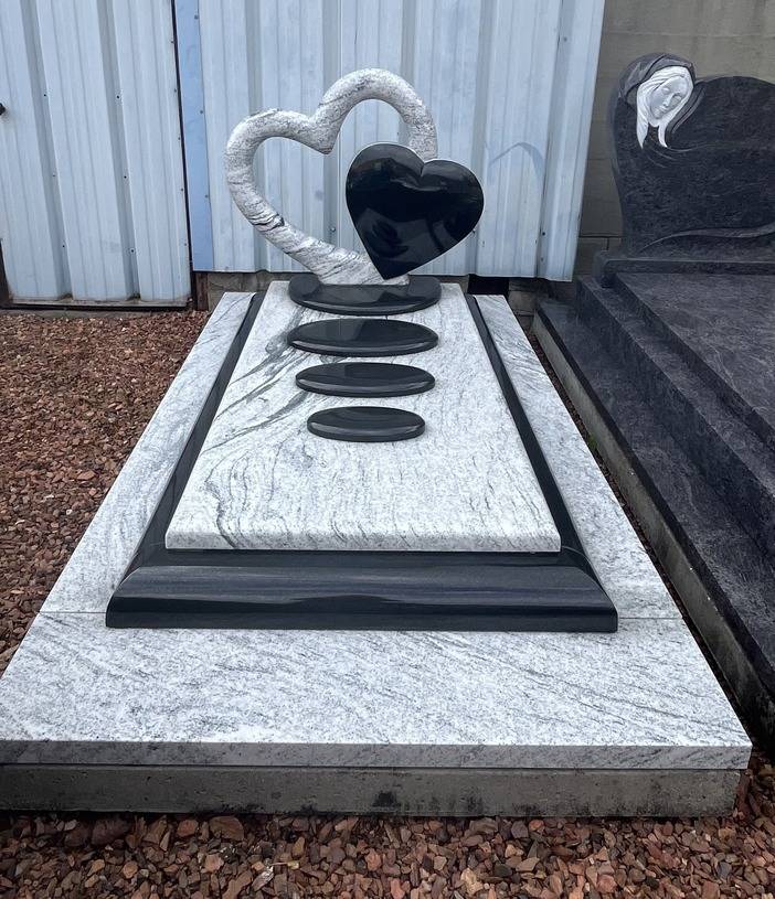 Monument en viscount white